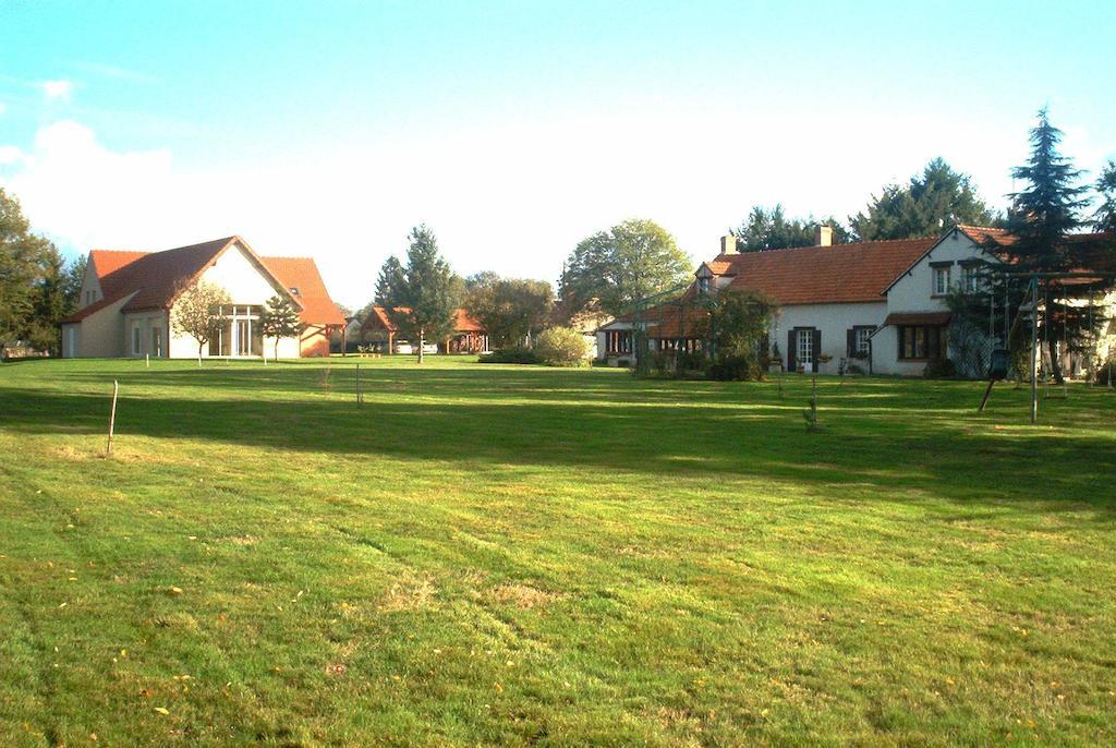 Althaea Bed & Breakfast La Ferte-Saint-Cyr Exterior photo